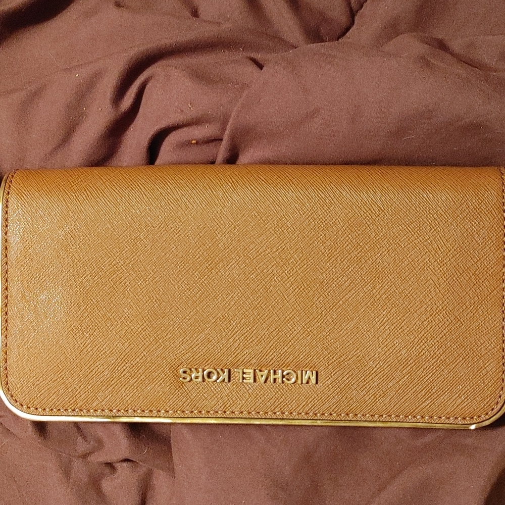 Michael kors wallet